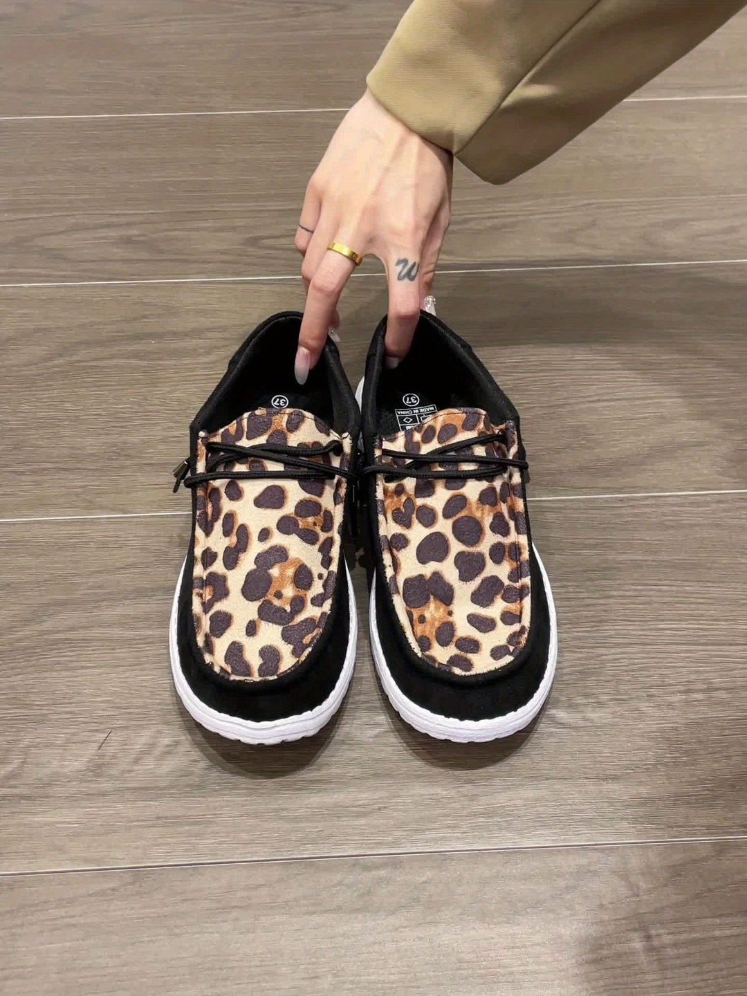 Amaris | Leopard Casual Shoes