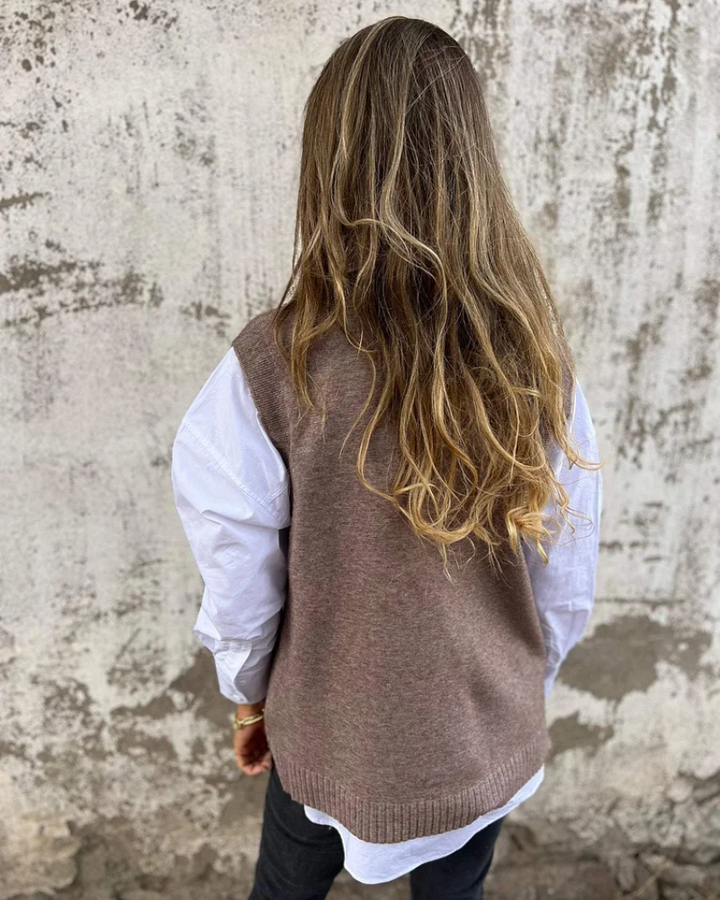 Nerelis | Knit Sweater Vest