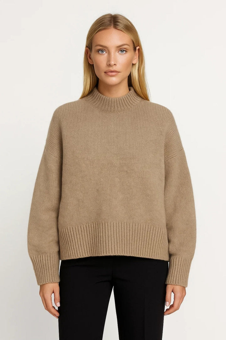 GEBREIDE TRUI | RELAXED PASVORM MET RONDE HALS | TIJDLOOS EN COMFORTABEL